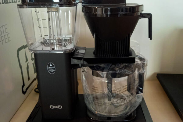 springer-kaffeeroesterei-ruegen-moccamaster-selcet-kaffeemaschine